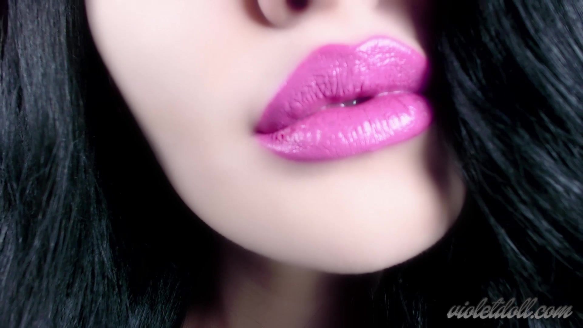Violet Doll - Pink Lip Seduction