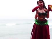 Emily Lynne -  Hula Girl Squirts On Hula Girl