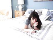 Emily Lynne -  Pillow Humping Until I Cum