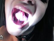 Nina Chrome - mouth tour