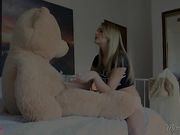 Angela Sommers, Kenna James (Spellbound Kiss 2)