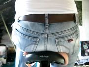 Lady Poison Ivy - Buttcrush Toy Doll On Bike