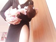 Lavinia Della Love - Sexy Mom Without Panty!