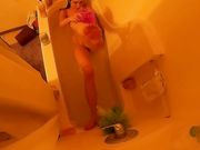 Annabelle Bestia Bath Time