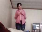 Annabelle Bestia Dressing Up