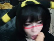 Bat Maisie - Umbreon Satisfies Her Trainer