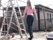 Doris Dawn - Up The Ladder