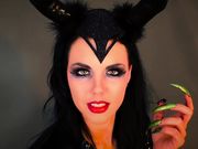 Young Goddess Kim - Beautiful Monster