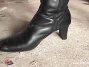 Lethal Lipstick - Silent Predator