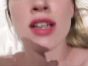   Riley Reynolds - Familytherapy -  Reunion