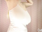 Manyvids -   Codi Vore Stretching Out My Roommates Tops