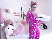 ManyVids - Dolly Mattel -  Lil Sis Gapes For U