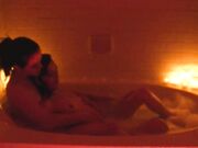 Stormy - Bubbly Experience