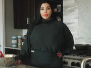 Korina Kova - Mommy Joi