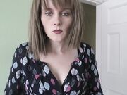 Sydney Harwin -  Auntie Shows You A Thing Or Two