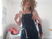 Sydney Harwin -  Little Sis Is Oblivious