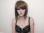 Sydney Harwin -  Momma’s Milky Handjob