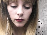 Sydney Harwin -  Pushy Mom