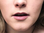 Sydney Harwin -  She Doesn’t Want It, Story