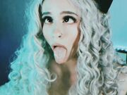 AliceBong - Alice At Home