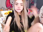 MiaMelon - Magic Trick