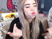 MiaMelon - Magic Trick