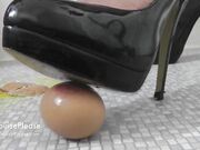 Elouise Please - Cracking Under Pressure