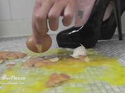 Elouise Please - Cracking Under Pressure