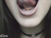 Elouise Please - Lip Spit And Long Tongue Fetish