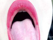 Molly Darling - Giantess Teases And Eats You Vore