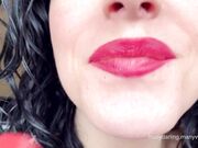 Molly Darling - Giantess Threatens To Eat You Vore