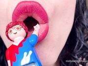 Molly Darling - Giantess Threatens To Eat You Vore