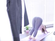 BuniBun - Yoga Slut Gets Creampied In Yoga Pants