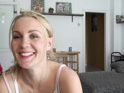 Ivy Roses - Ripping My Clothes Off Me