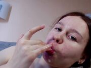 sophie_beauty - Slopy Suck Fingers