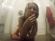 Saraanddave - Showering in pee