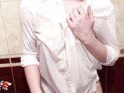 Sweetie Fox - Horny Babe In Wet Shirt Play And Suck