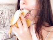 Belle Delphine - Banana Experiment (1)