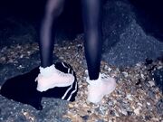 Belle Delphine - In Public (42)