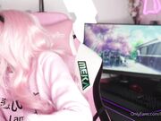 Belle Delphine - Plushie Gun Behind The Scenes-edit