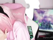 Belle Delphine - Plushie Gun Behind The Scenes-edit