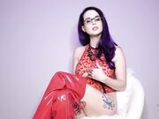 Goddess Valora - Straight 2 Gay Inc.