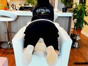 MissMadisonStone - Gym Girl Stinky Sneaker Sniffing 