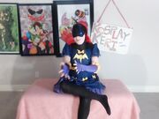Kosplay Keri - Batgirl pegs Nightwing full camshow