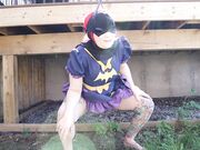 Kosplay Keri - Batgirl takes outdoor pee 