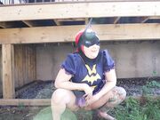 Kosplay Keri - Batgirl takes outdoor pee 