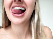 Evie Jones - HD Braces Cutie Gives 3 Messy Bjs