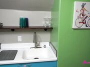 BrandiBraids - Horny BNB Host Promises Complete Satisfaction¡ 