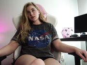 Jaybbgirl - Mom And Dad Are Home