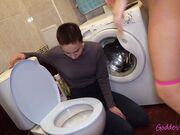 goddess-valeria-toilet-paper-for-losers-lol-4k_1440p